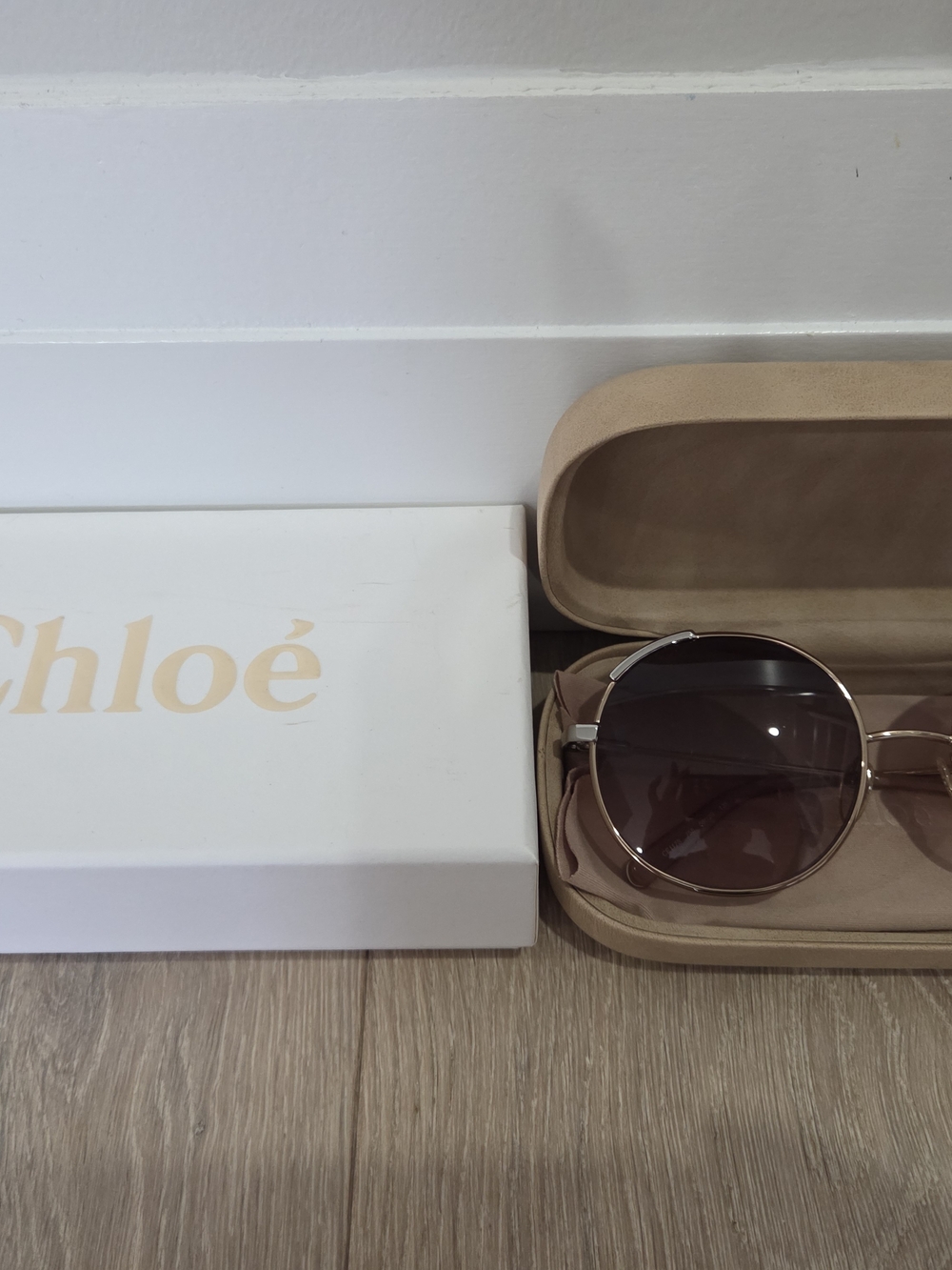 Chloe Sunglasses - Picture 2 of 8